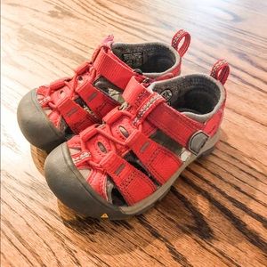 Keen Sandals Hot Pink